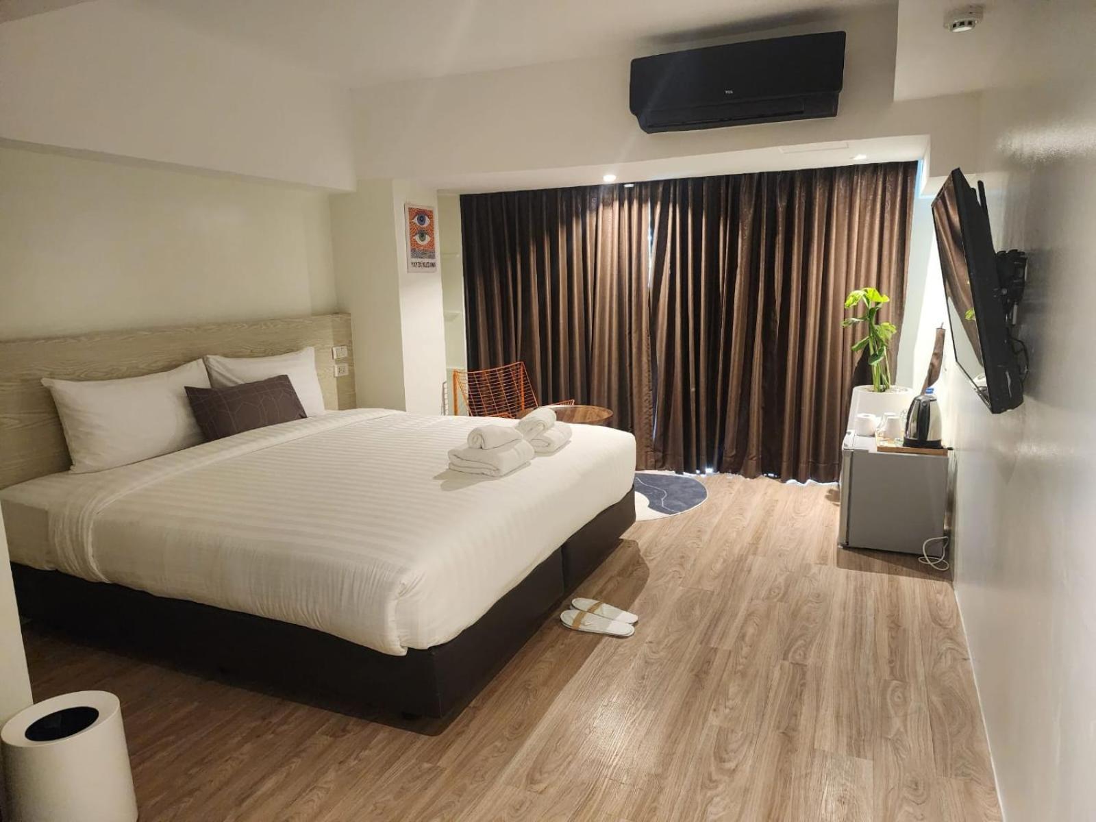 Gecko Eye Hotel Bangkok Exterior foto